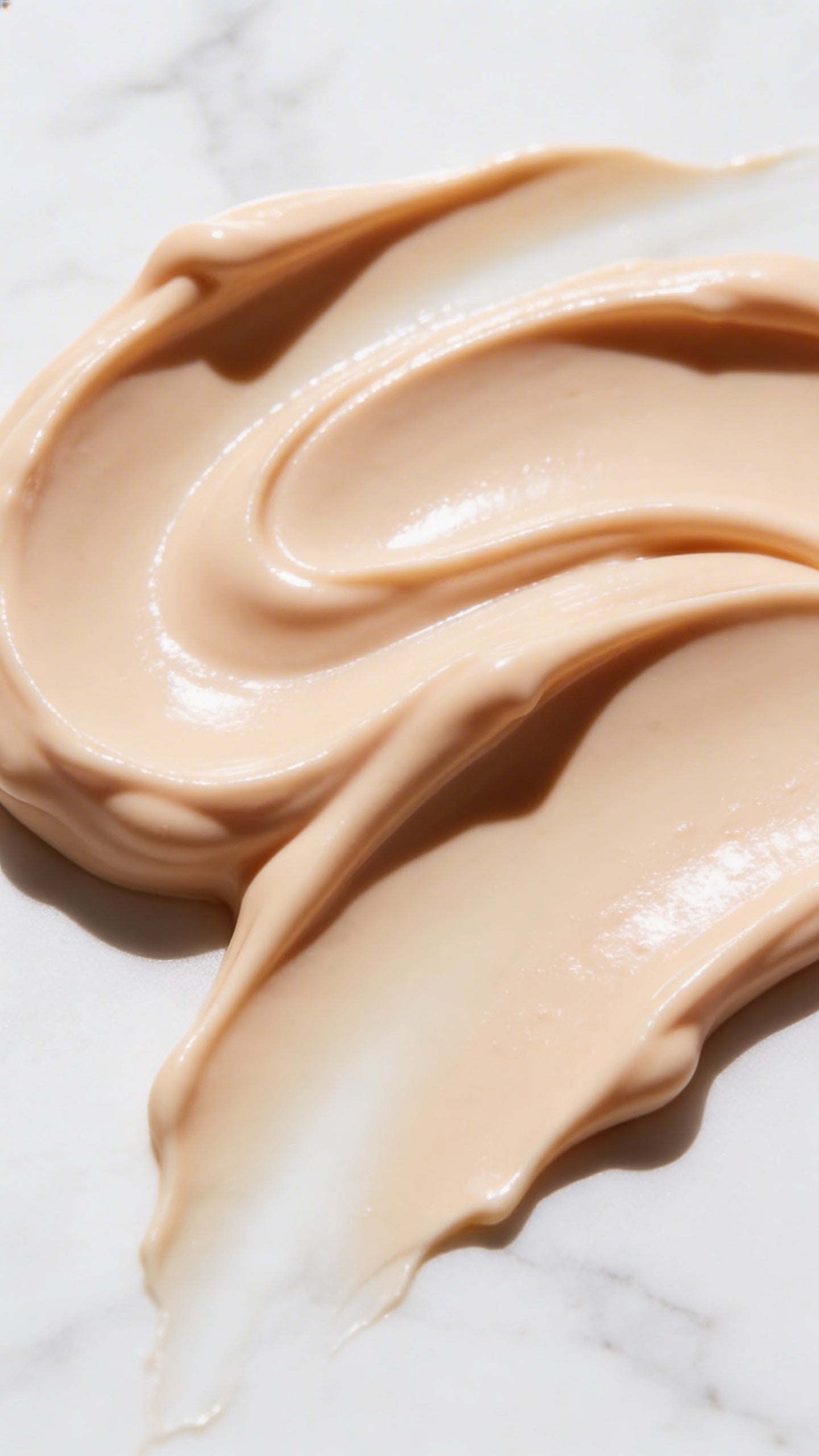 Crème Nalya Studio — Crème contour des yeux correctrice de tâches brunes enrichie en calcium